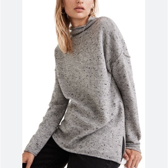 Madewell Sweaters - Madewell Mock Turtleneck Pebbled Gray Oversized  Sweater Size Small .